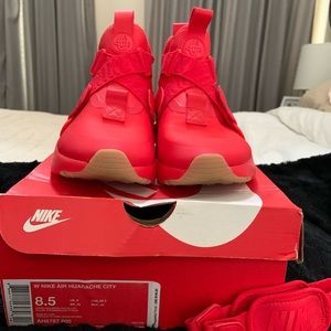 Nike Air Huarache City Red Sneakers, Womens size 8.5